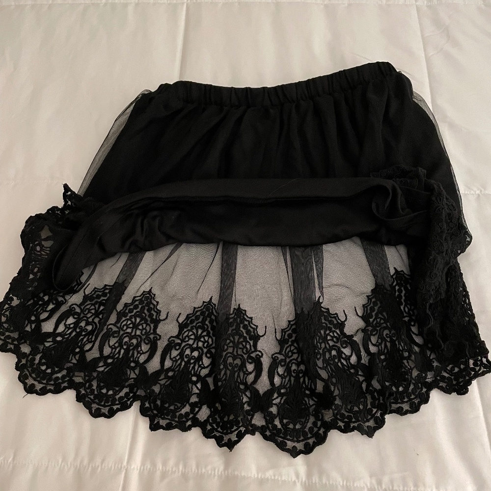 SO Black Lace Skirt (Size Small)